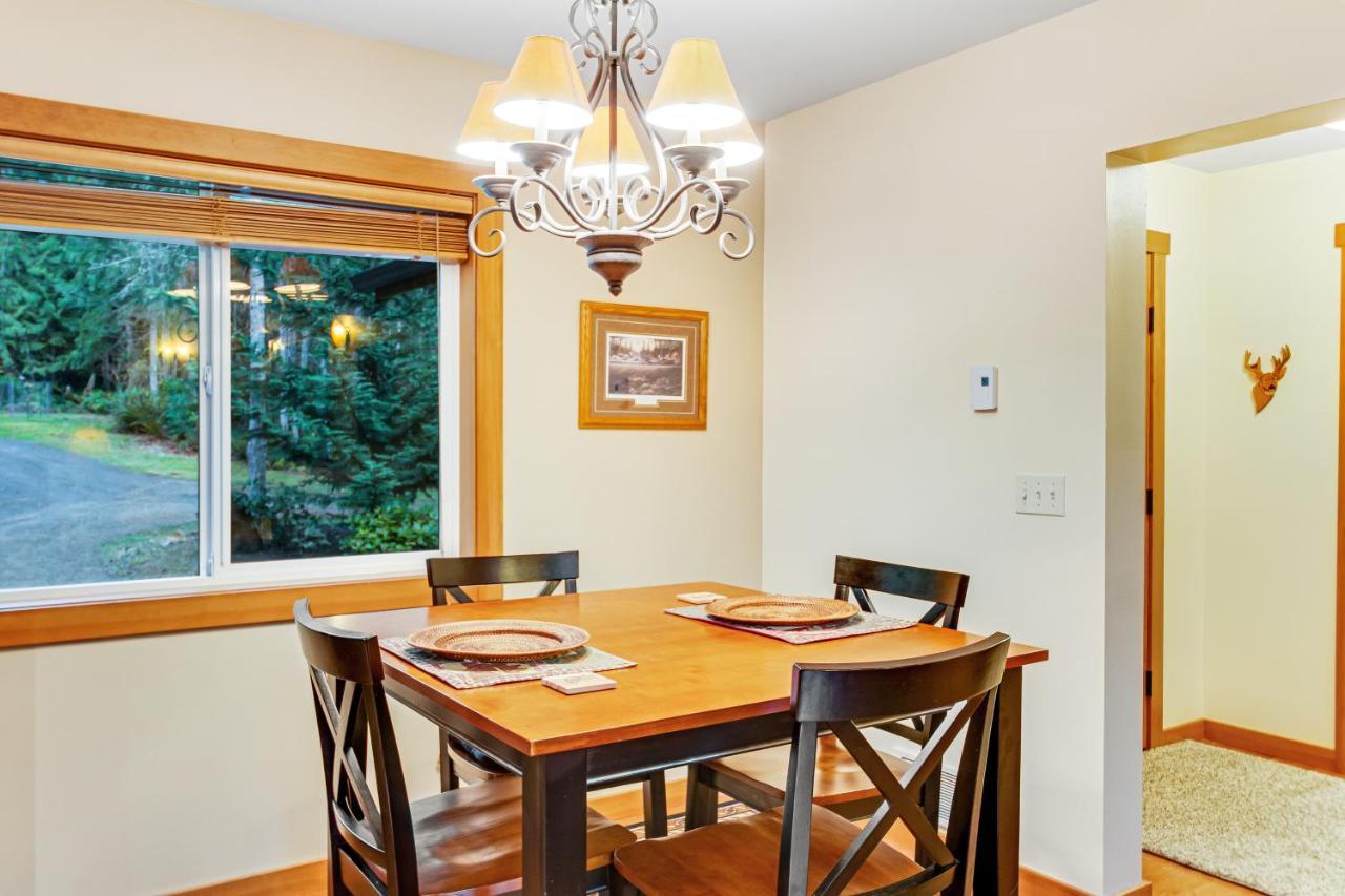 Buckhead Cabin Marrowstone Екстериор снимка