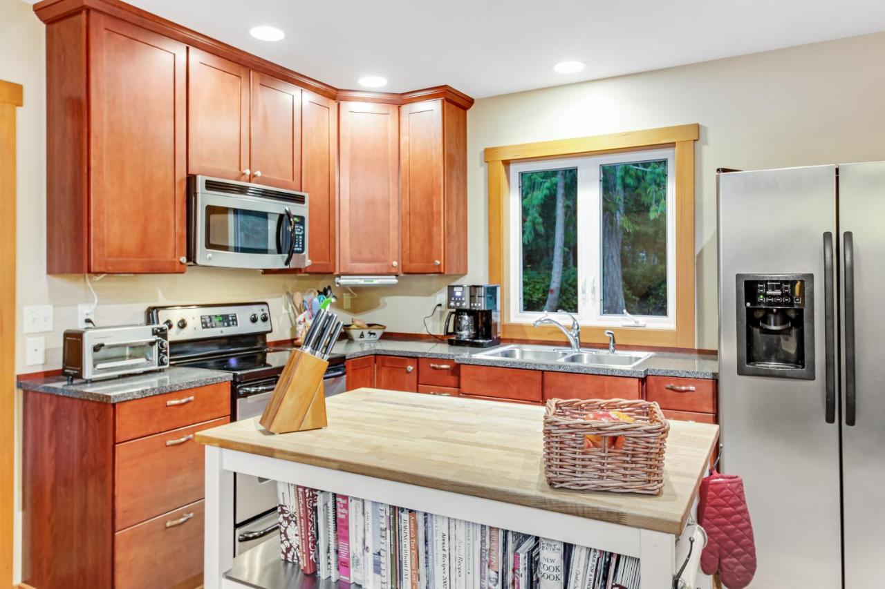 Buckhead Cabin Marrowstone Екстериор снимка