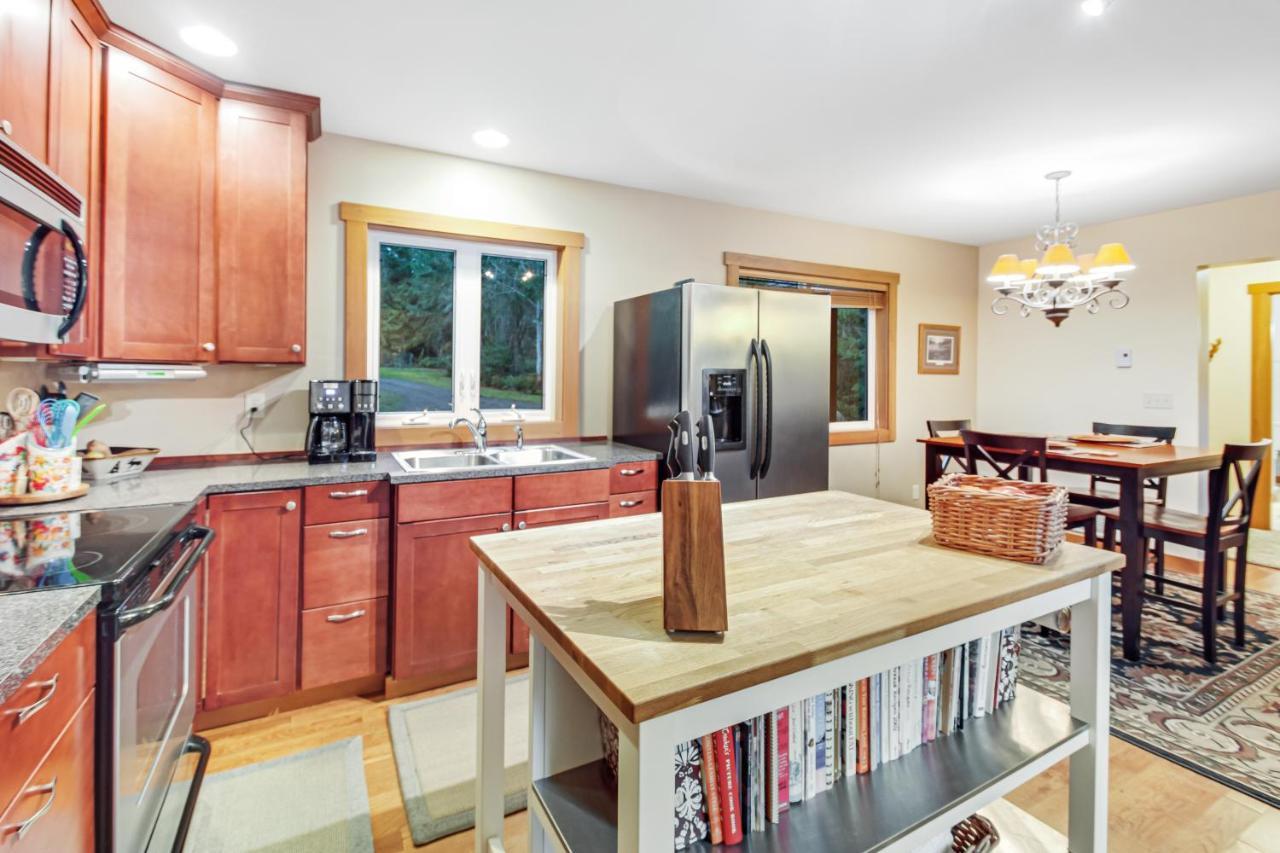 Buckhead Cabin Marrowstone Екстериор снимка