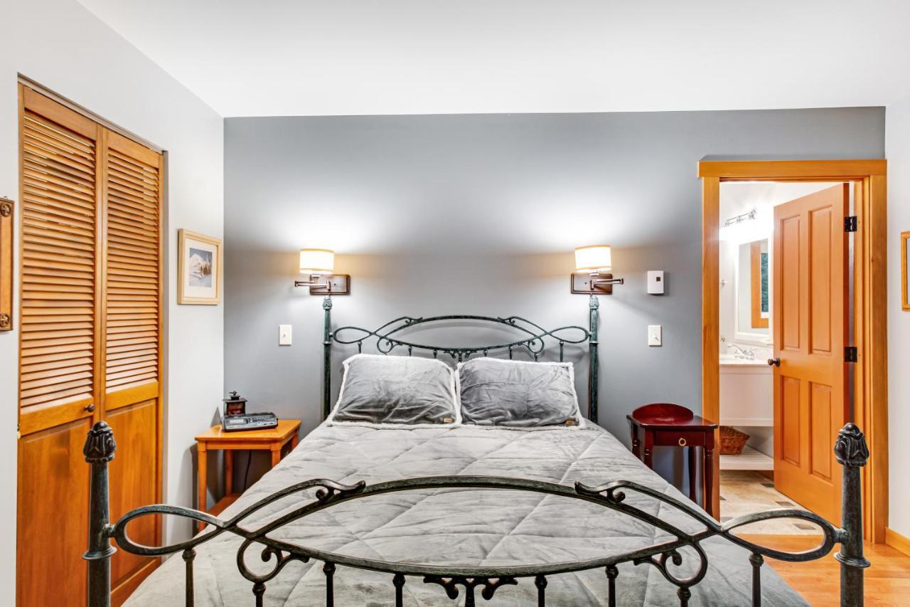 Buckhead Cabin Marrowstone Екстериор снимка